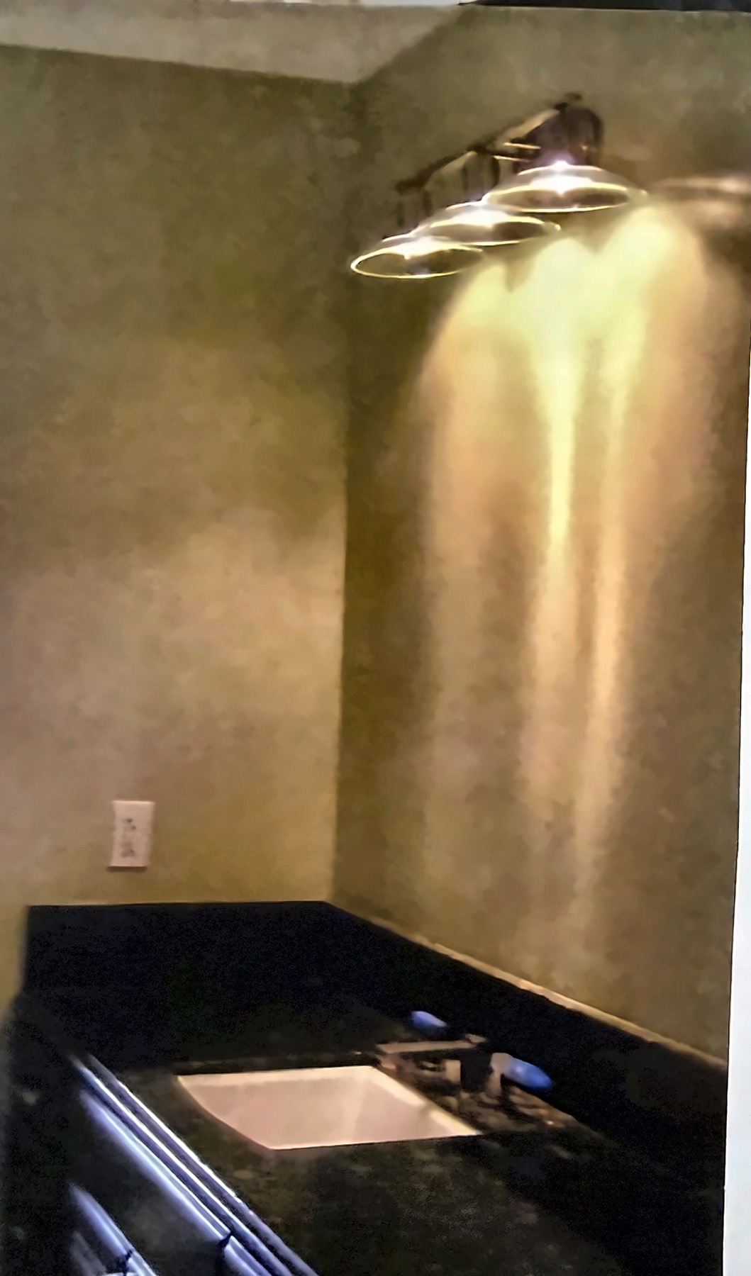 Bustos Residence — 2481 Las Lunas St., Pasadena, CA 91107