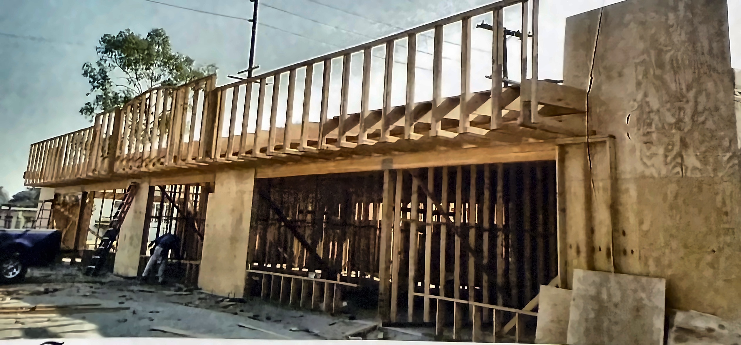 5-Unit Commercial Building — 1422 W. Willow St., Long Beach, CA